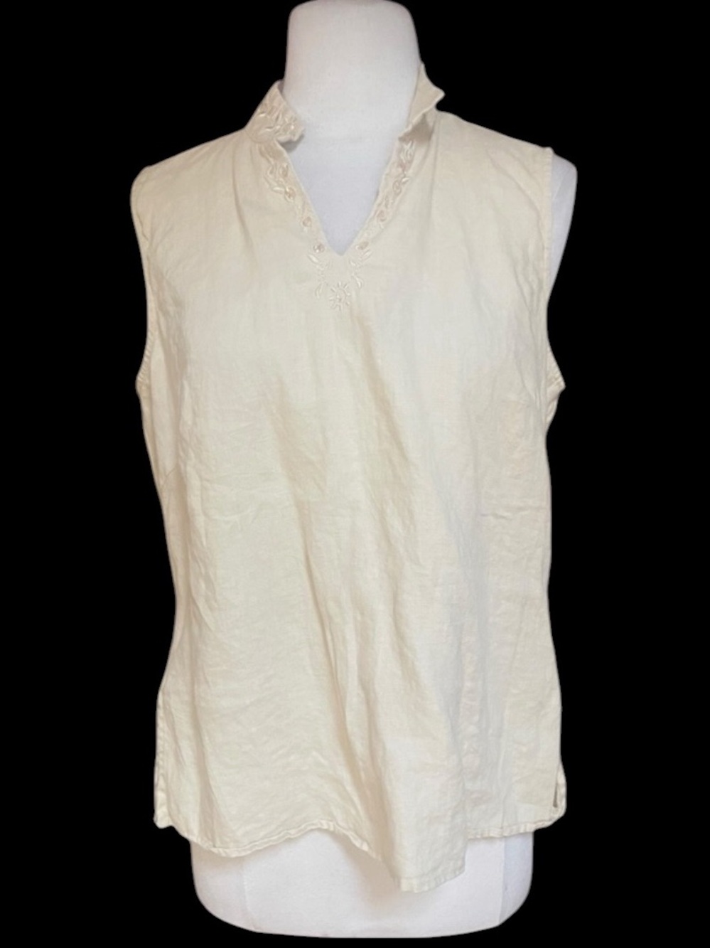 1990s Richard Malcolm Embroidered & Sequin Collar Trim Linen Top